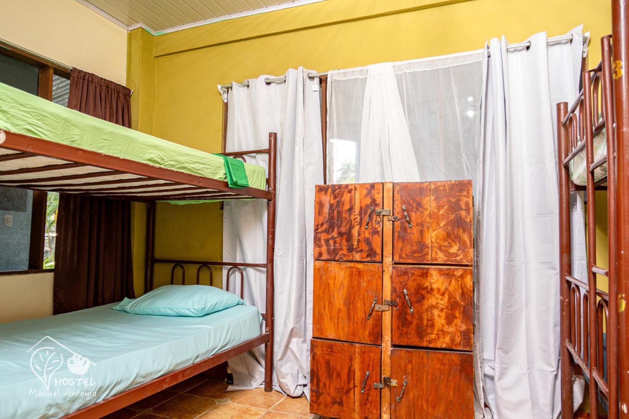 Manuel Antonio Hostel Dış mekan fotoğraf