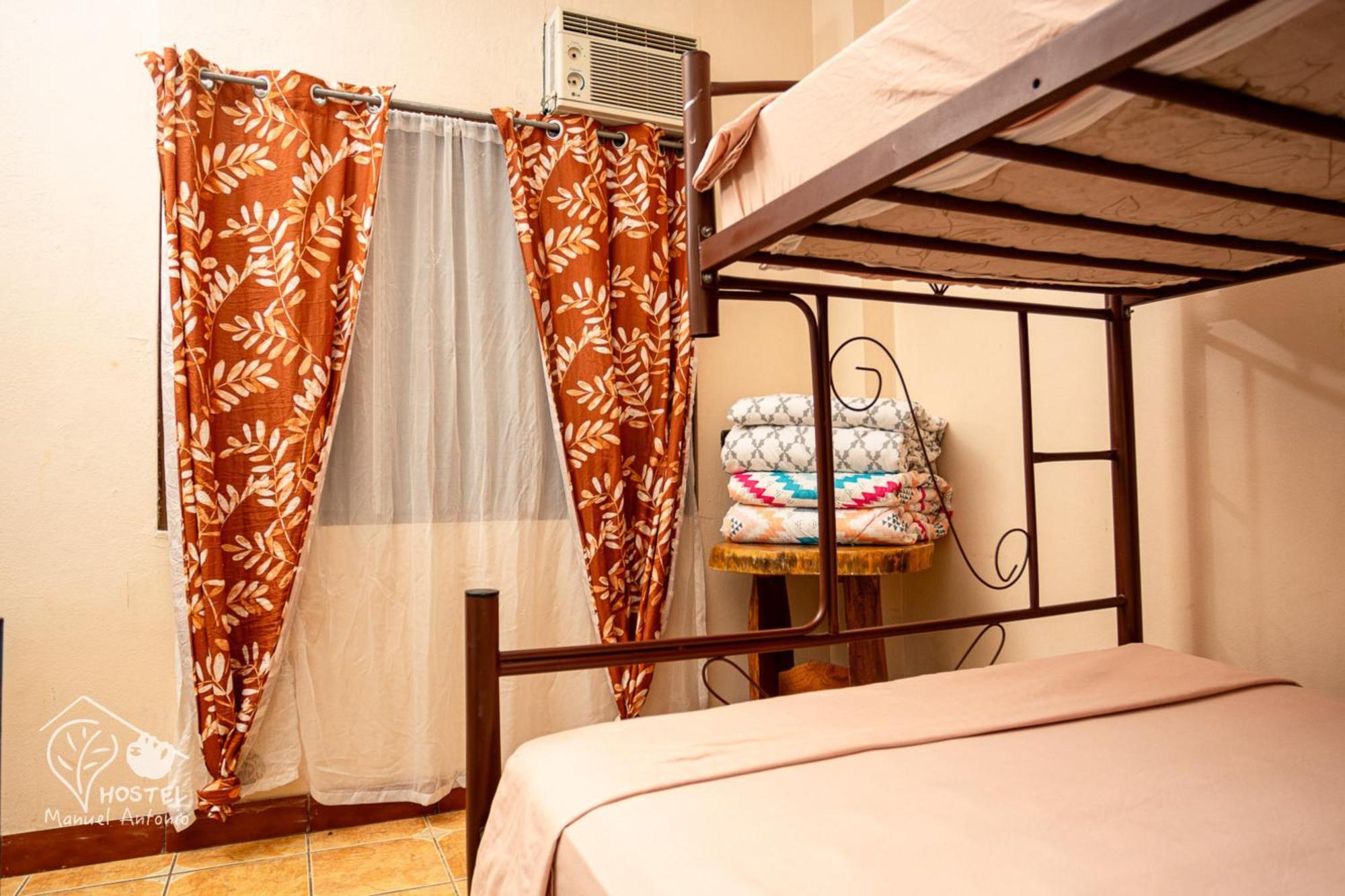 Manuel Antonio Hostel Dış mekan fotoğraf