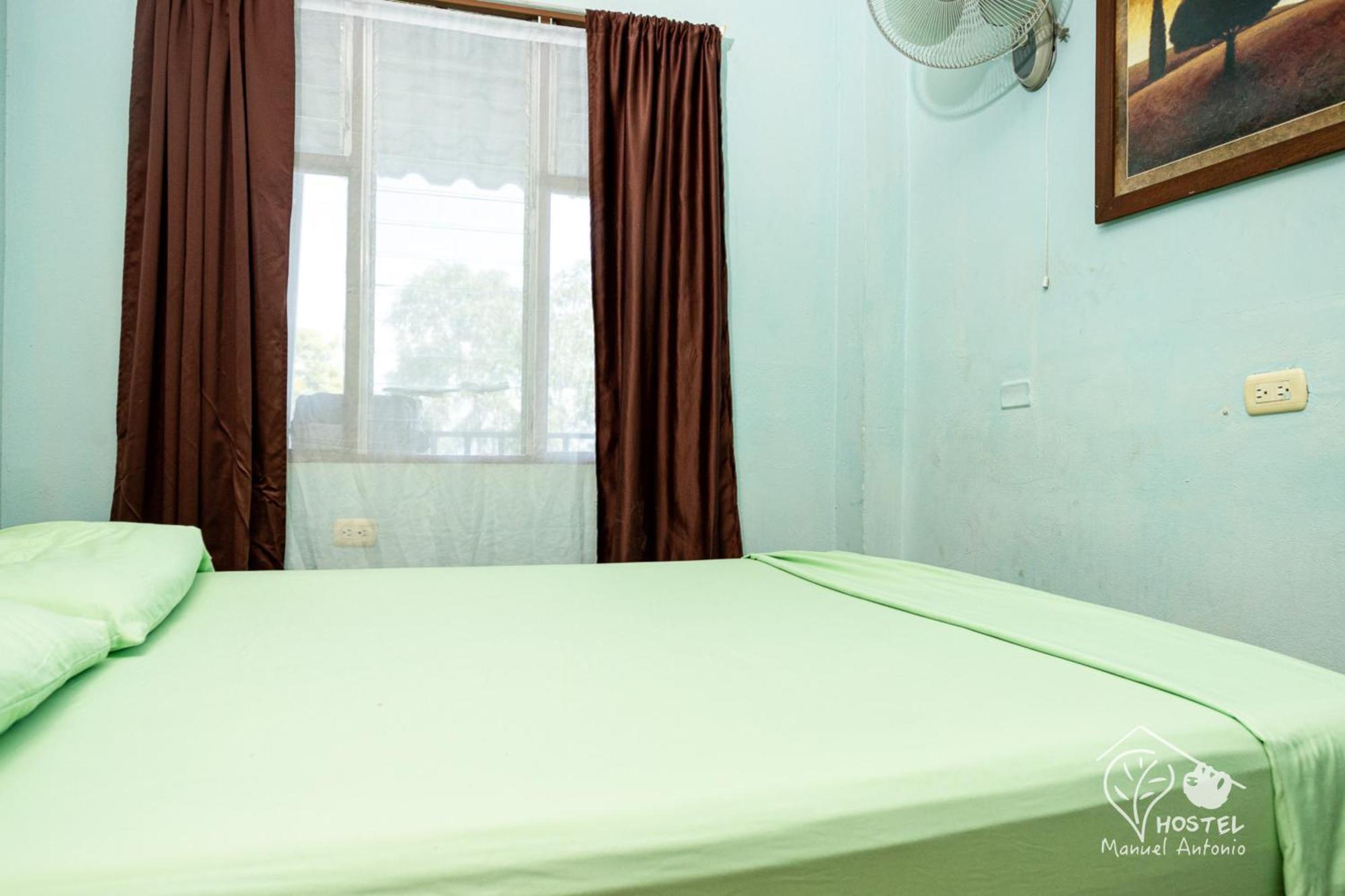 Manuel Antonio Hostel Dış mekan fotoğraf