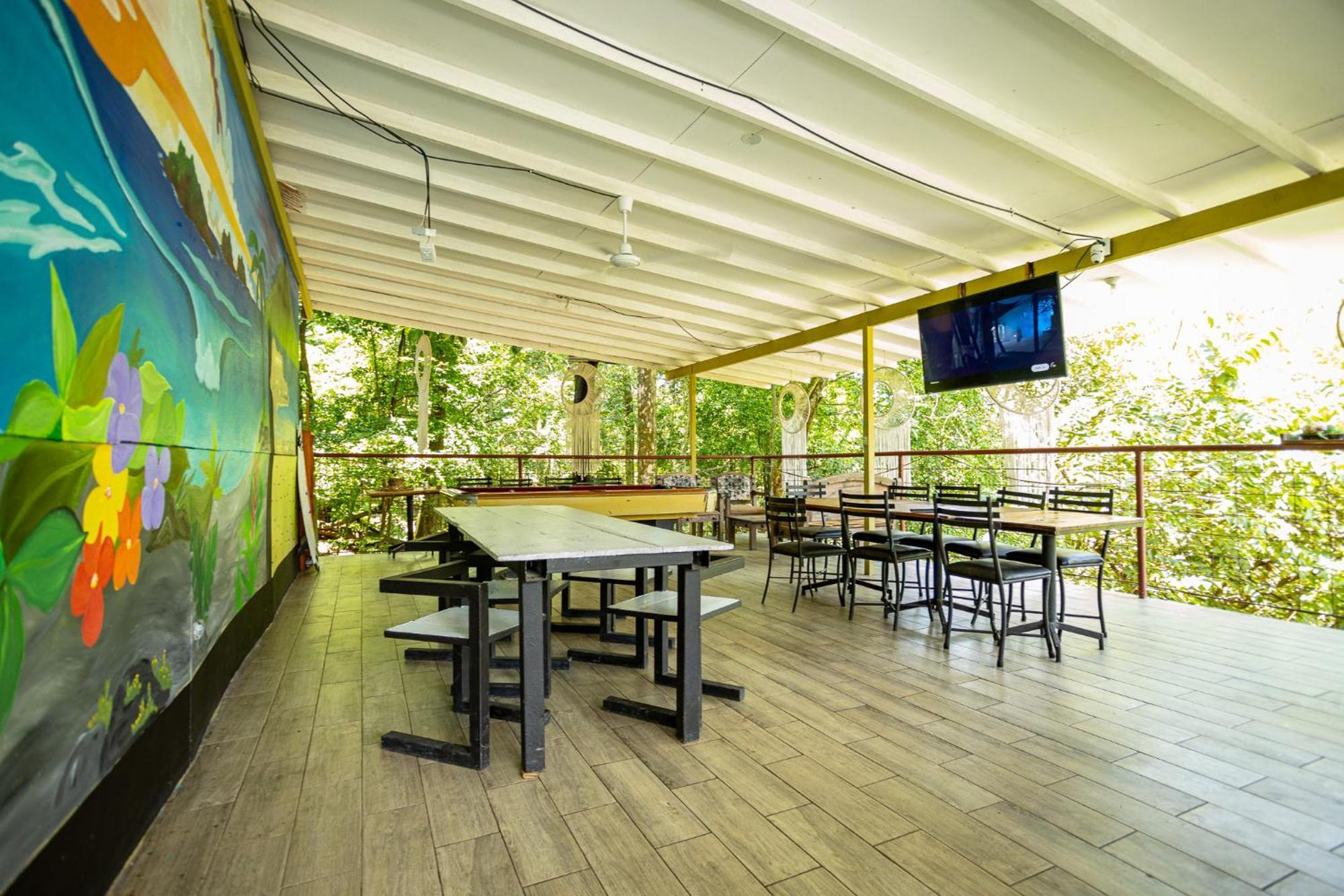 Manuel Antonio Hostel Dış mekan fotoğraf
